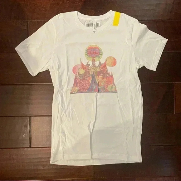 Sgt. Peppers and the Lonely Hearts Club Vintage Inspired Tee - Picture 1 of 3